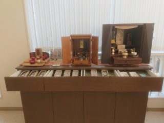 仏壇仏具を展示販売しております　お気軽にお立寄りください